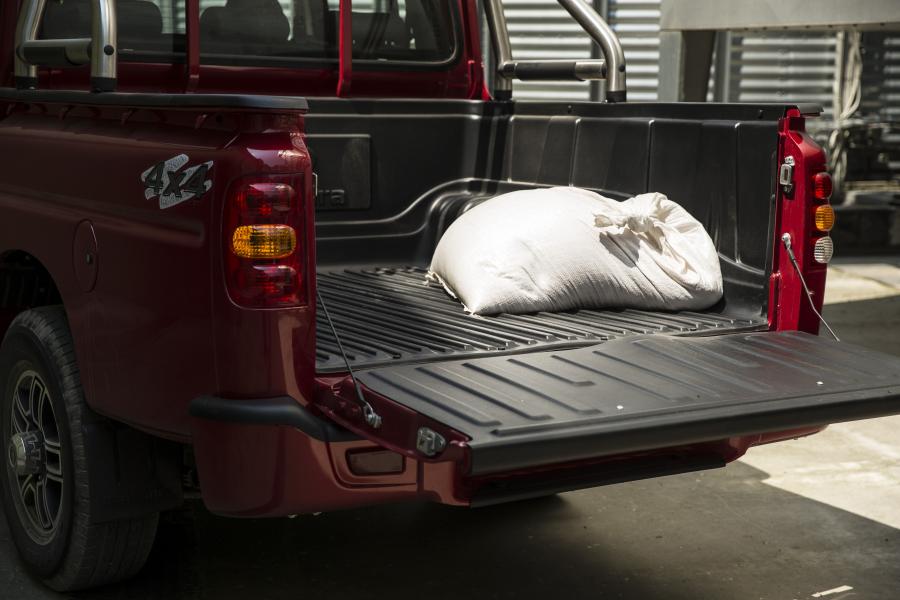Багажник Mahindra GOA Pik Up Double Cab 2019 года  (EU) (фото 24 из 41)